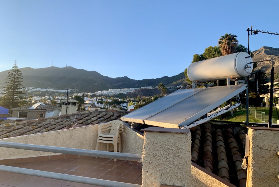 Villa en Benalmadena con dos viviendas