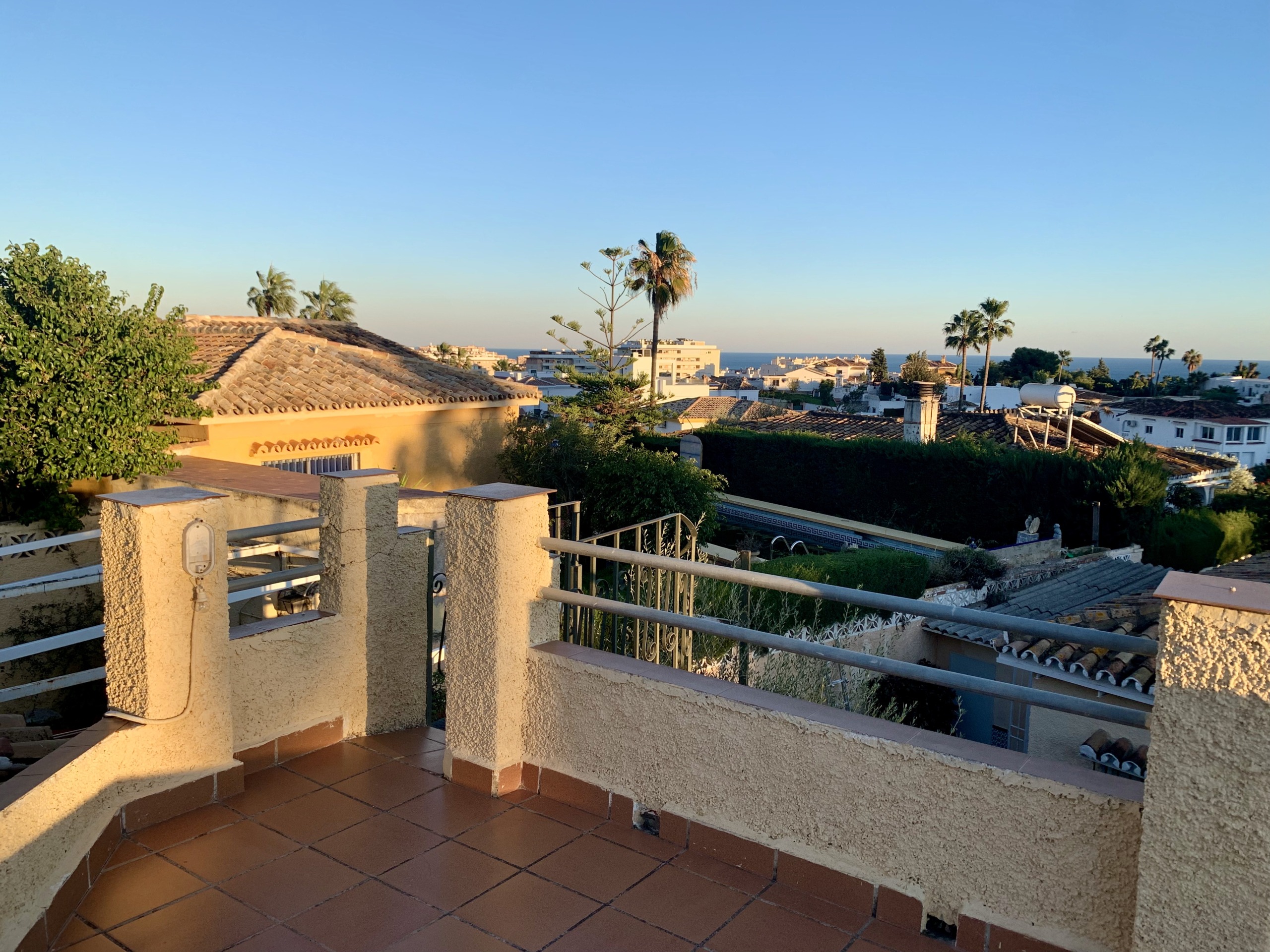 Villa en Benalmadena con dos viviendas