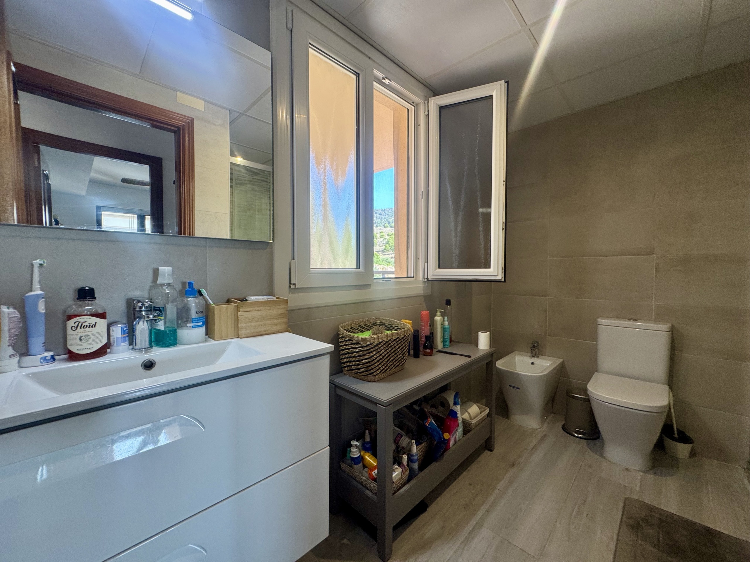 Ático dúplex con vistas al mar en Santangelo Norte