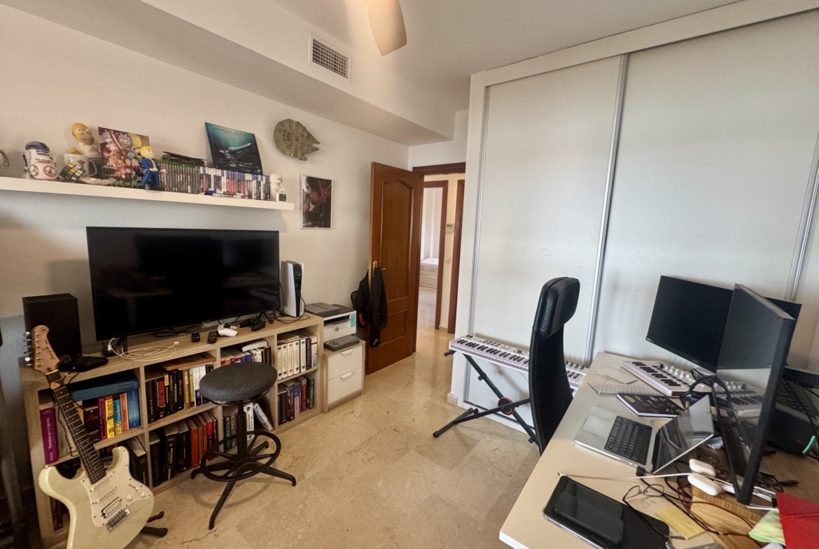 Ático dúplex con vistas al mar en Santangelo Norte