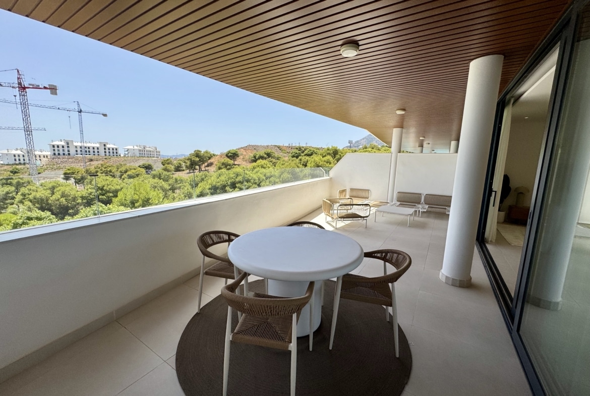 Ático de obra nueva con vistas al mar en la Costa del Sol