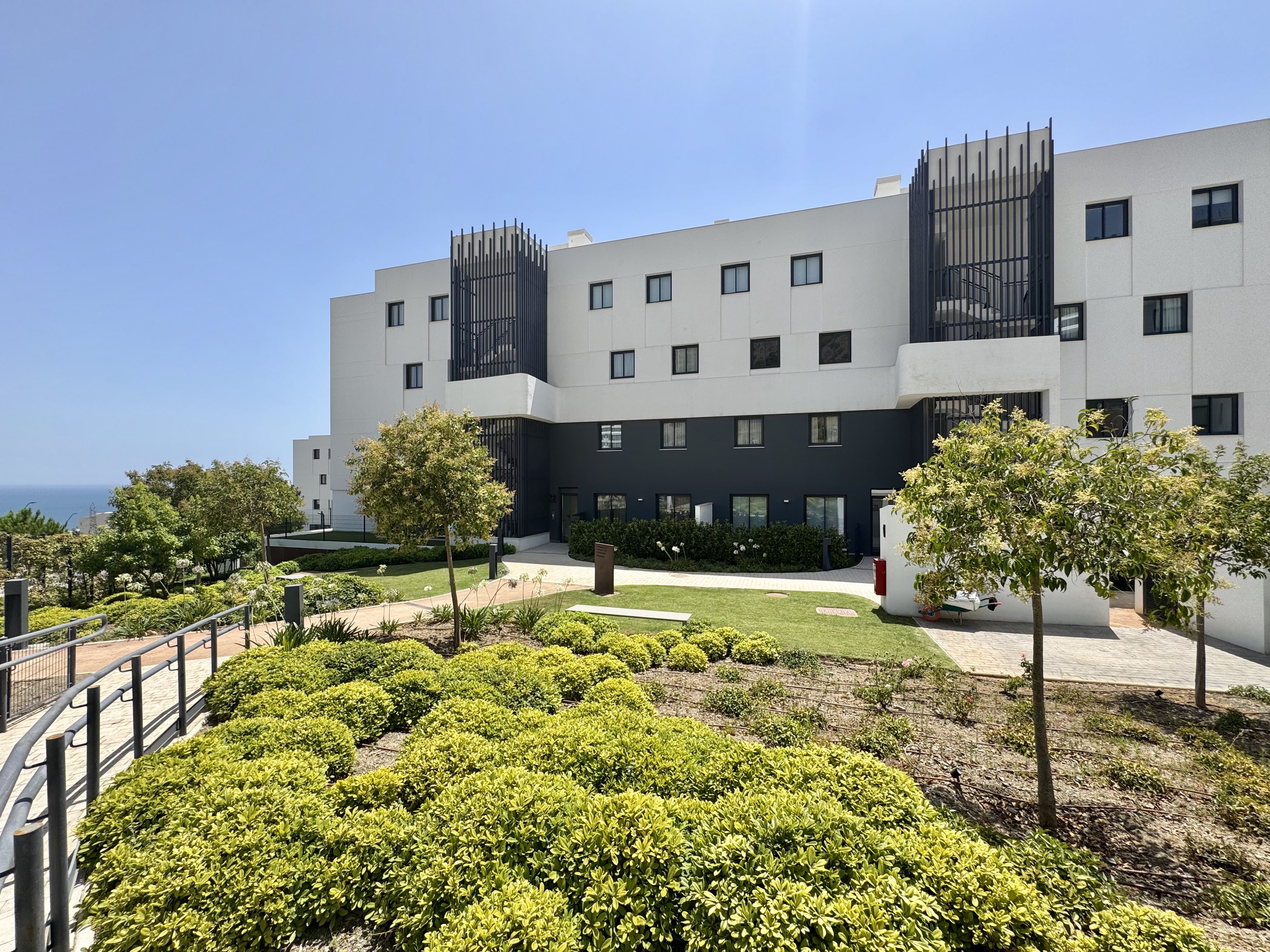 Vivir en la Costa del Sol con servicios exclusivos y naturaleza