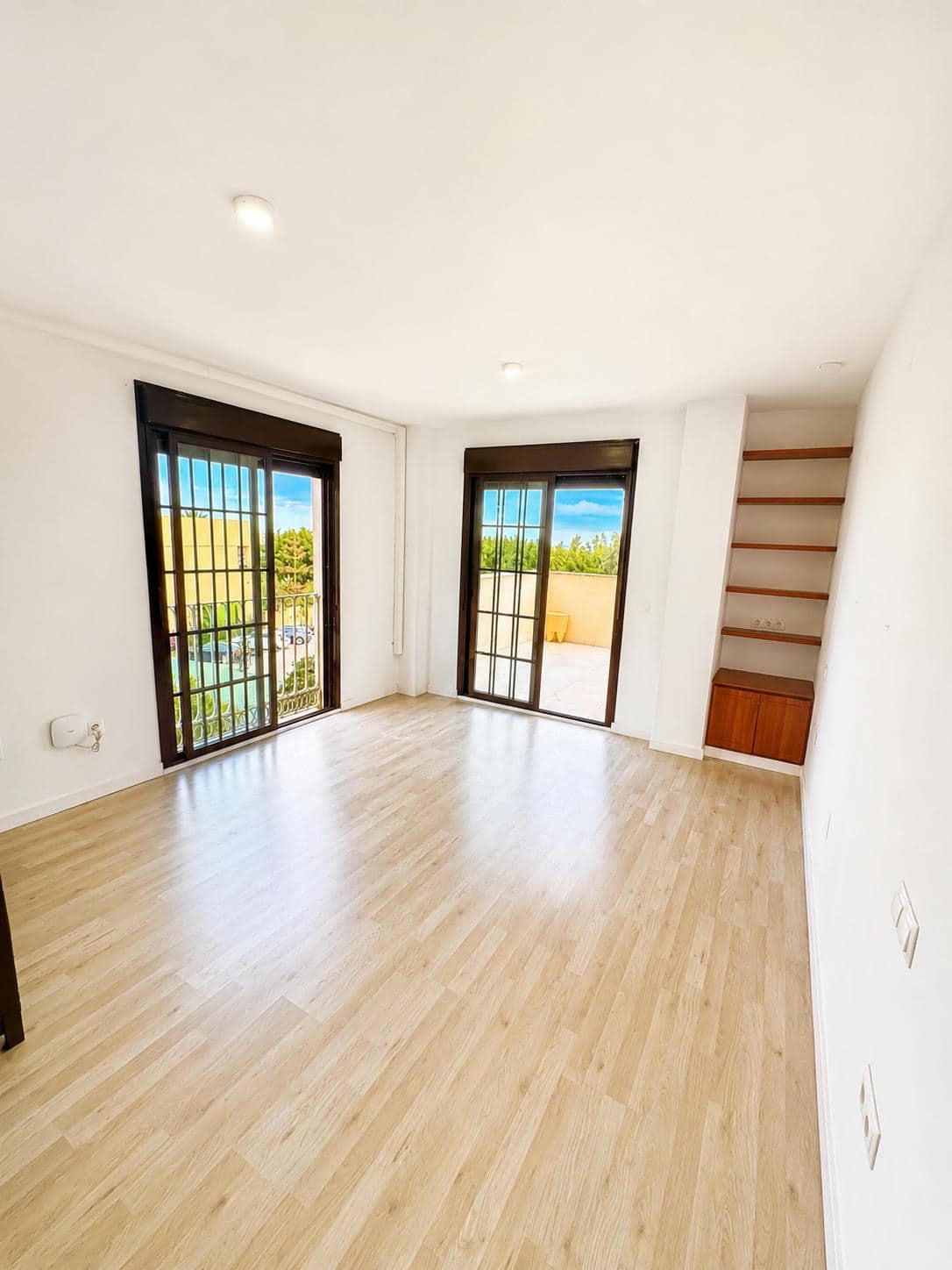 Terraza amplia en Torrequebrada