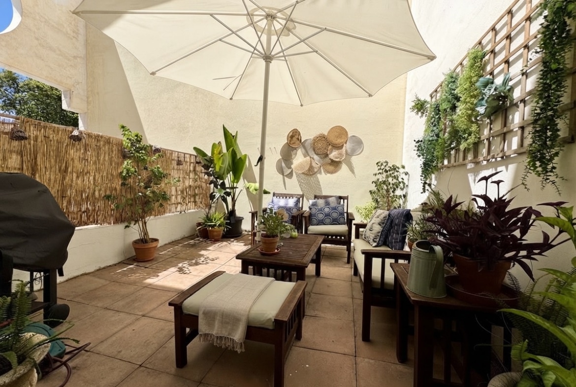 Casa pareada con terraza